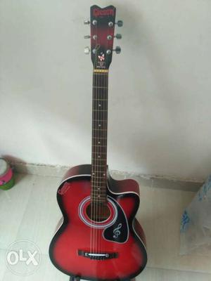Brand new Givson guitar with Bag Plectrums nd 1