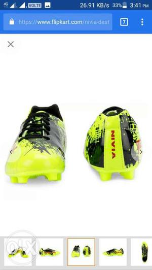 Football Shoes 2 month only use size 10 number