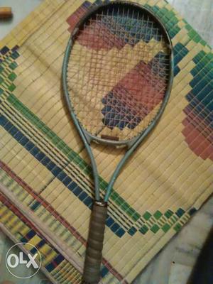 Head tennis Racket in excellent condition light