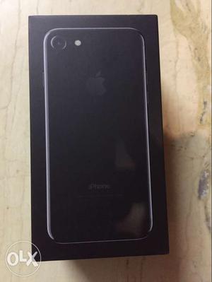 I want to sell my iPhone 7 jet black 128gb full kit with