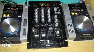 My dj player pioneer 200 and mixer and hadephone and folder