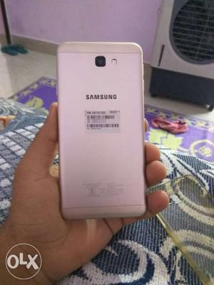 Samsung j7 prime 4 to 5 month old mint condition