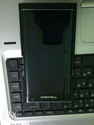 Blackberry Priv - 6months old - In warranty