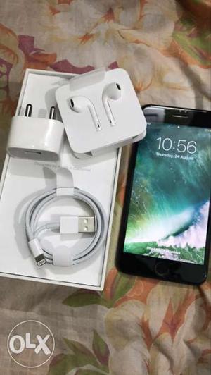 Brand new condition iphone 7 plus accessories not