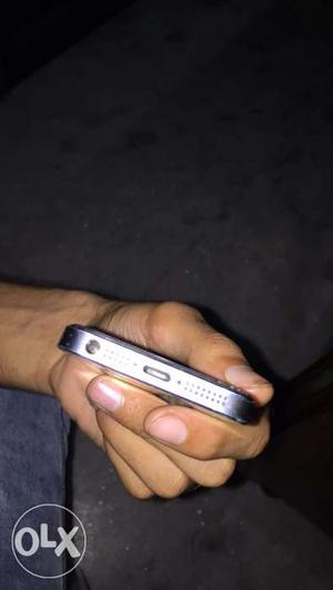 Iphone 5 with space grey indian with all accories