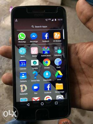 Moto g5 plus only 2 month used very good condition its too