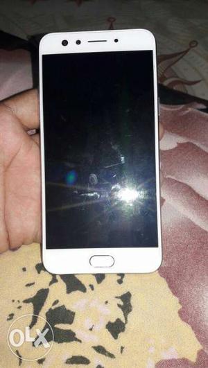 Oppo f3 fullbox with 9month warranty no scratchs