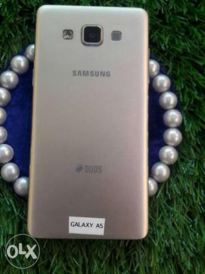 Samsung Galaxy A5 gold Exceptionally neat