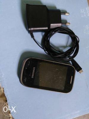 Samsung Sk 3G phone with charger