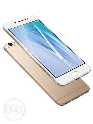 Sell my vivo v5 mobilephone only 2 month old gold