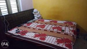 Bed At Throw Away Price (King Size, Box Type With Mattress)
