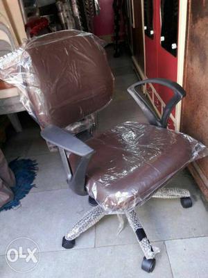 Brown Leather Padded Office Rolling office chair