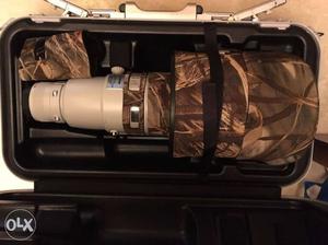 CANON 600mm F/4 L IS II 6 months old with case