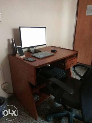 Computer table only. Fixed price.