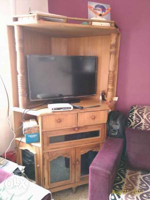 Corner TV Table sell ASAP. Serious buyer's