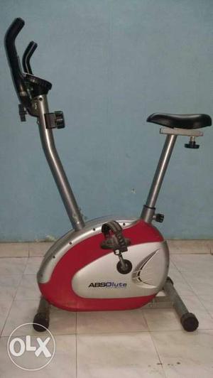 Exercise cycle with adjustable seat n adjustable