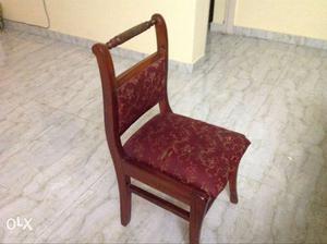 Four dining chairs in good condition