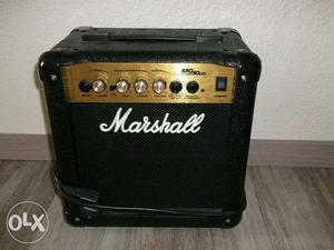 Marshall Mg10 guitar amplifier with headpho es &