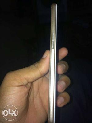 Oppo A37f 4month old new condisoin all accesirg