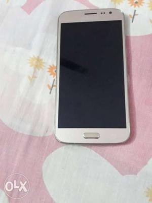 Samsung j golden colour.