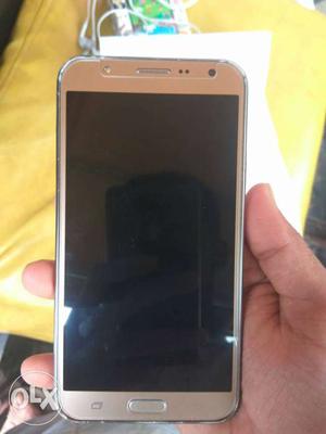 Samsung j7 with box n bill price is negotiable