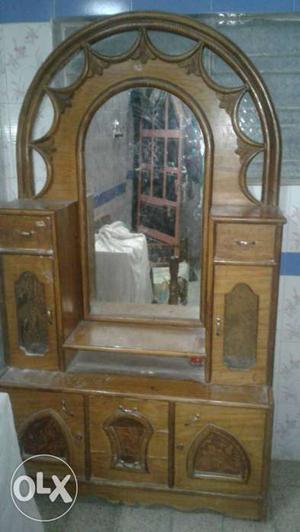 Shringar Dan good condition mirror also neat