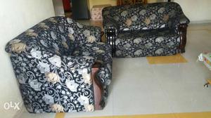 Sofa (2+2) in good condition at reasonable price
