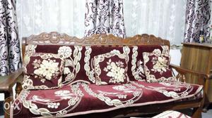 Sofa Set of 5. its a sofa made of wood and is