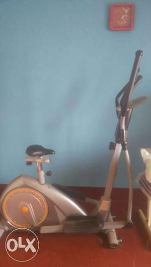 Stay fit elliptical cross,good condition,used 3 months,