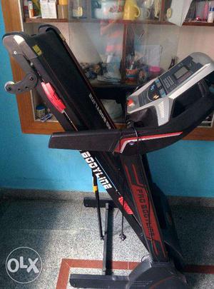 1 Year old Pro Bodyline Treadmill in good working condition