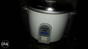 450 watt automatic rice/biryani cooker. Saves
