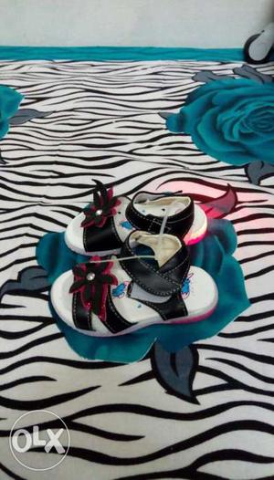 Baby Girl's Black-and-white Flat Sandals with multi colour