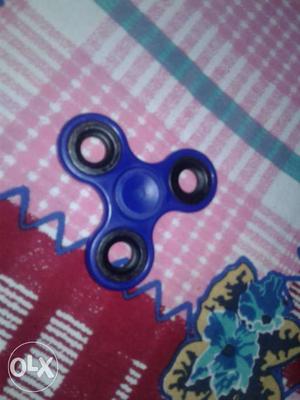 Blue 3-winged Hand Spinner