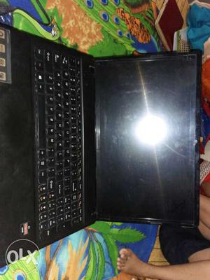 Lenova laptop for sale single handed used very