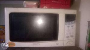 Lg Solo Microwave Oven 25 ltr good working condition