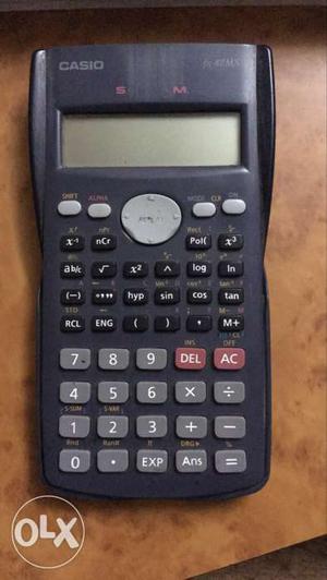 SCIENTIFIC CALCULATOR. FX 82ms. works perfectly