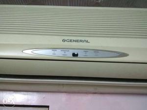 White General Split Type Air Conditioner