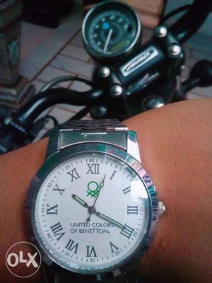 Brand new watch 2 month old only
