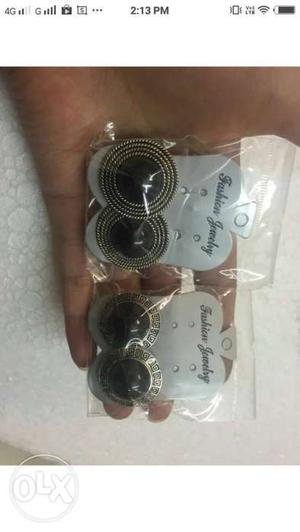 Earing for sale