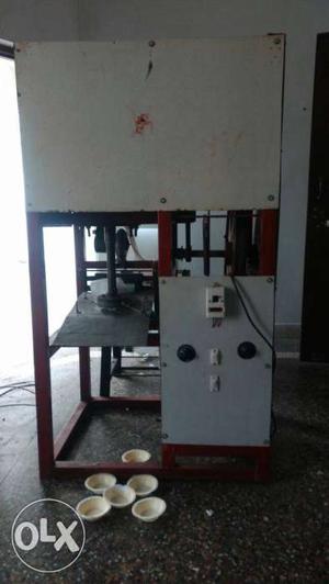Fully Automatic Single Die Paper Dona Making