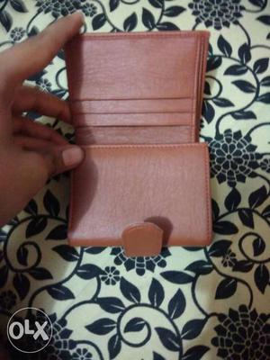 Its a new leather men wallet