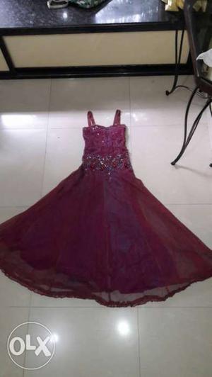 *Maroon gown *used very less *heavy embroidery