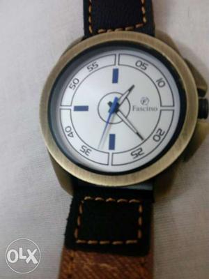 New Fascino watch. Not used. Metal case, leather
