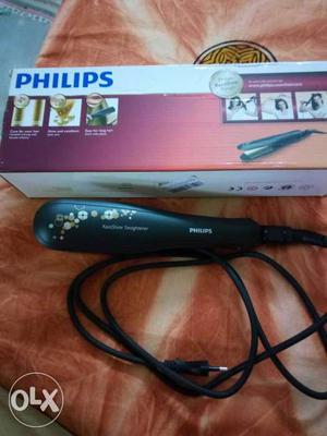 Phillips hair straightener -Used Twice