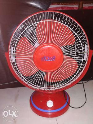 1 month old table fan. For more information plz