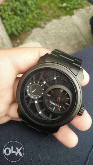 Fastrack black metal watch, 2 month warranty