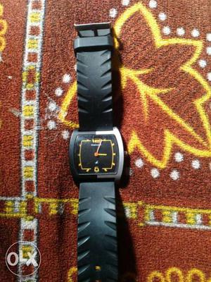 Fastrack watch 2month old only watch
