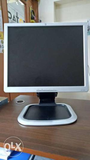 HP 17" monitor