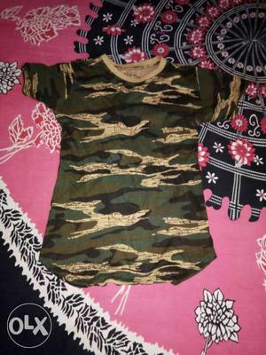 Men's Black, Green And Brown Camouflage Crew Neck Shirt