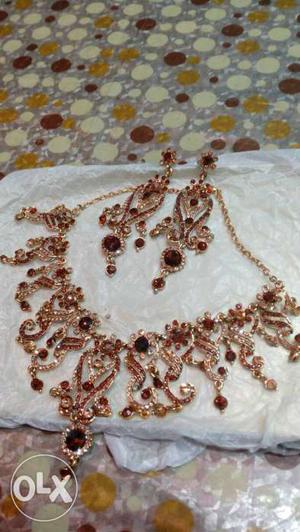 Rose golden and brown stones Necklace With Earrings
